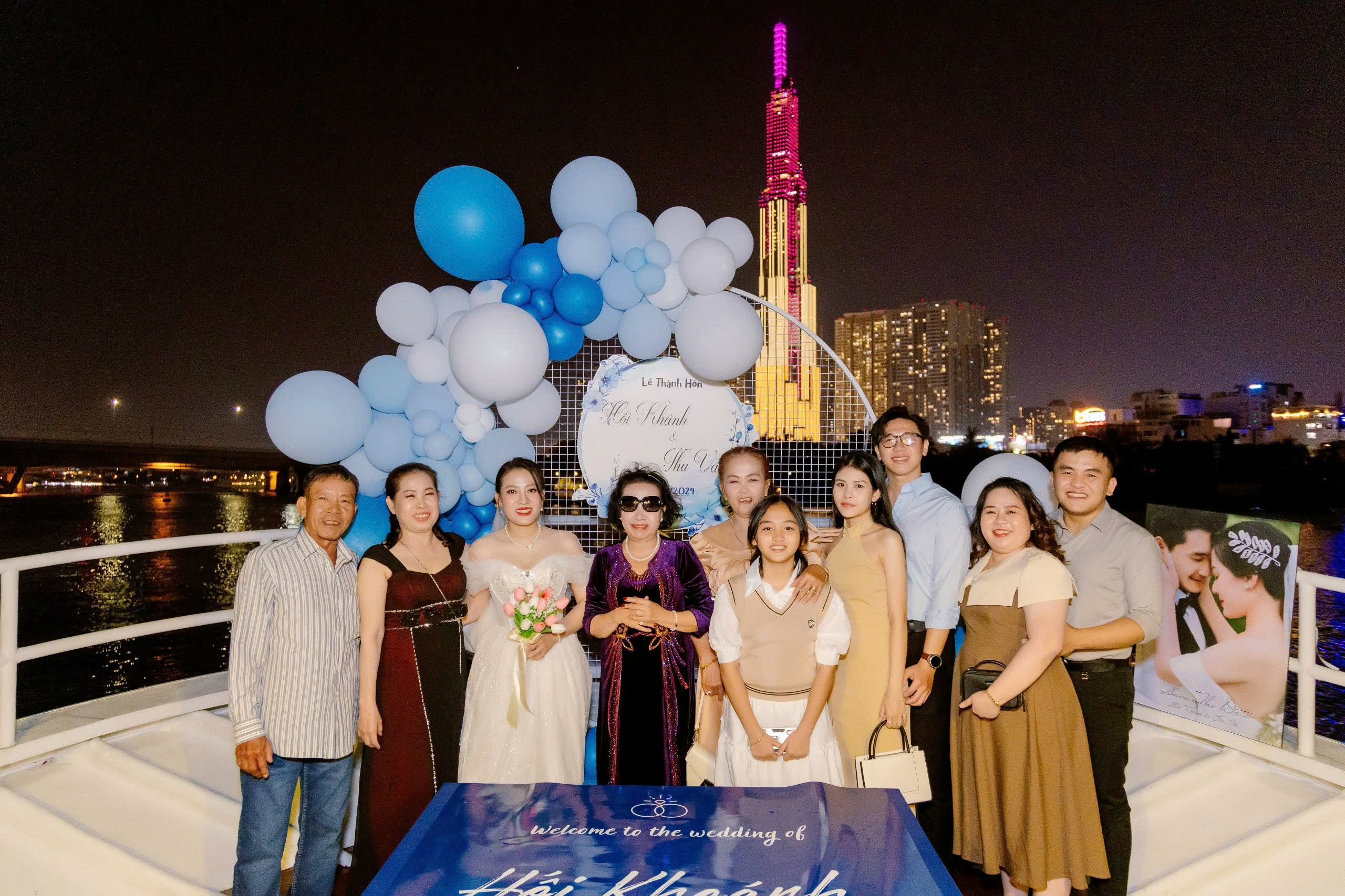 du thuyền king yacht với view check in landmark 81